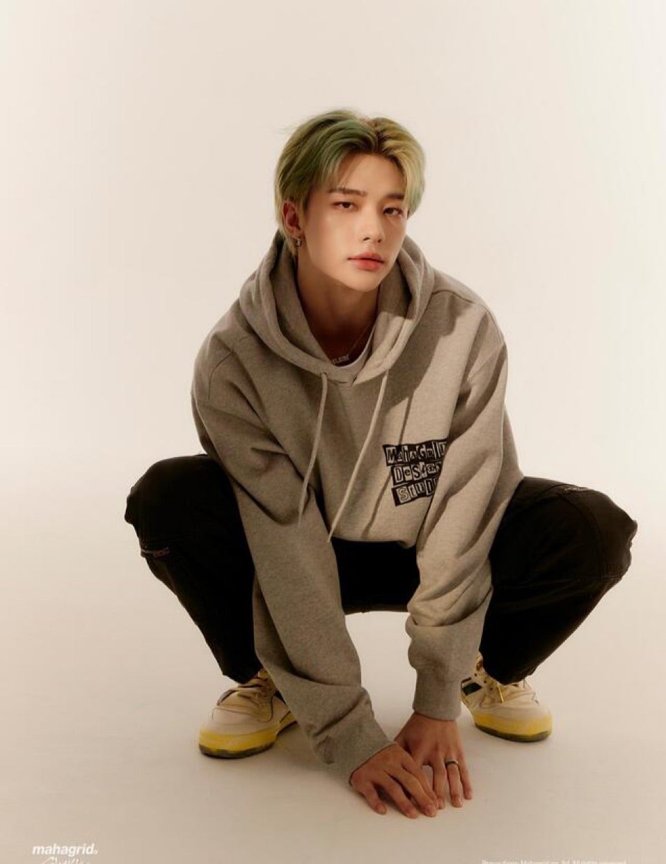 mahagrid straykids リノ 着用 デニムジャケット Mサイズ mahagrid straykids リノ 着用 デニムジャケット Mサイズ