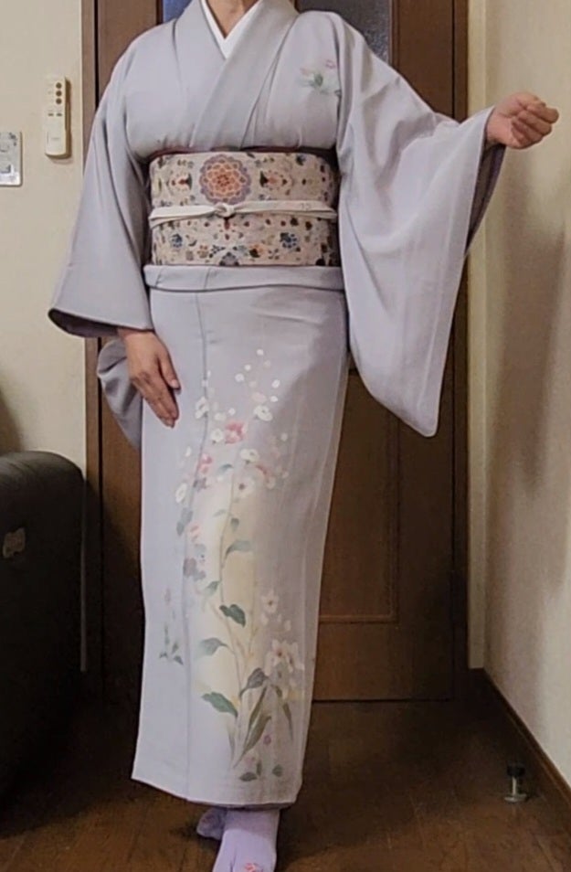 今日から3月!すみれの着物に相良刺繍の帯 | Rumikoのブログ