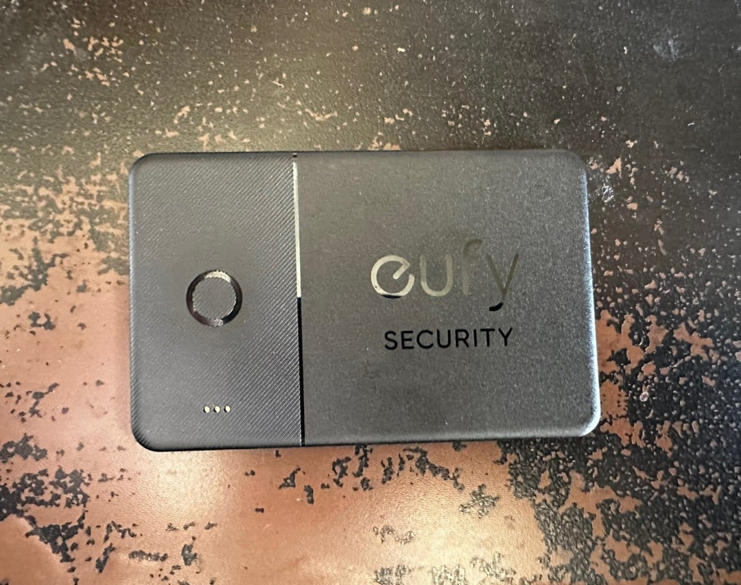 購入したもの】Anker Eufy Security SmartTrack Card | dexstyle
