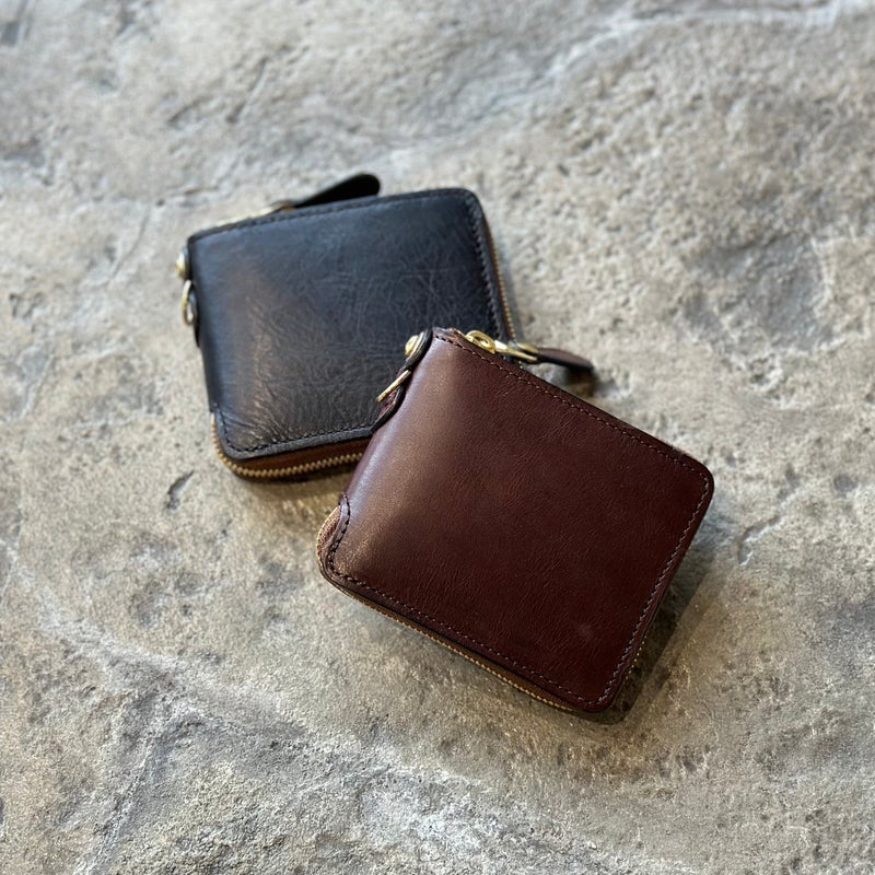 ホースハイド(馬革)のラウンドファスナーの二つ折り財布💴