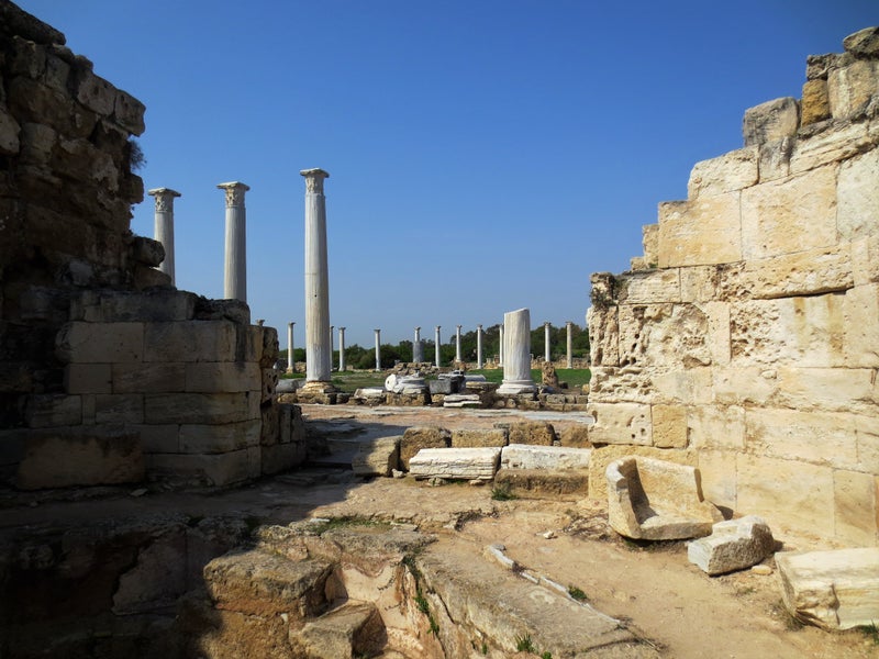 古代都市サラミスの遺跡