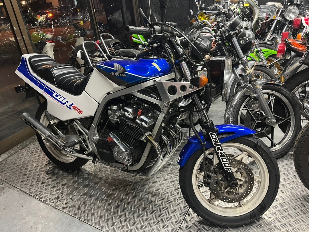 レブカット戻しでオーバーホール | 静岡市の絶版車専門店フレンズ