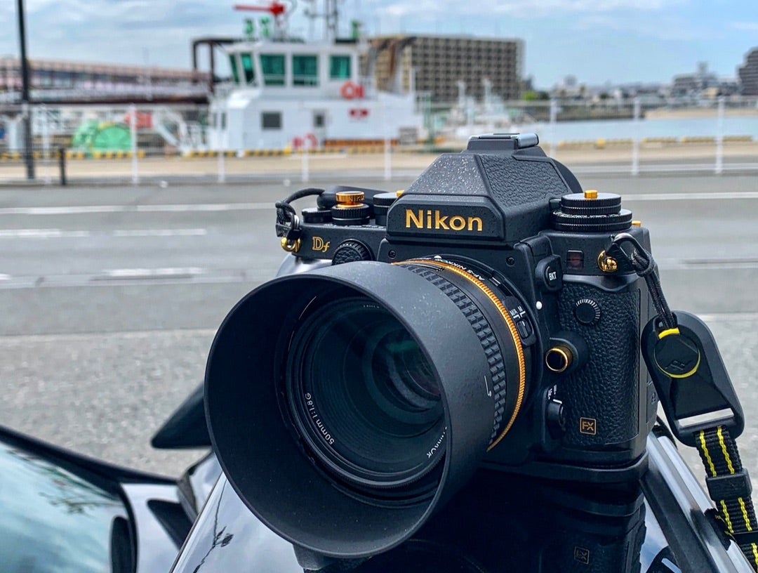 Nikon Df Black Gold Edition | カメラの自由研究 Nikon Df Black Gold Edition | カメラの自由研究