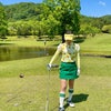 元気が出るグリーンのゴルフウェアコーデの画像