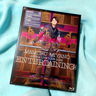 まもちゃんのLIVE Blu-ray『ENTERTAINING！』受け取りと 発売記念衣装展に♡