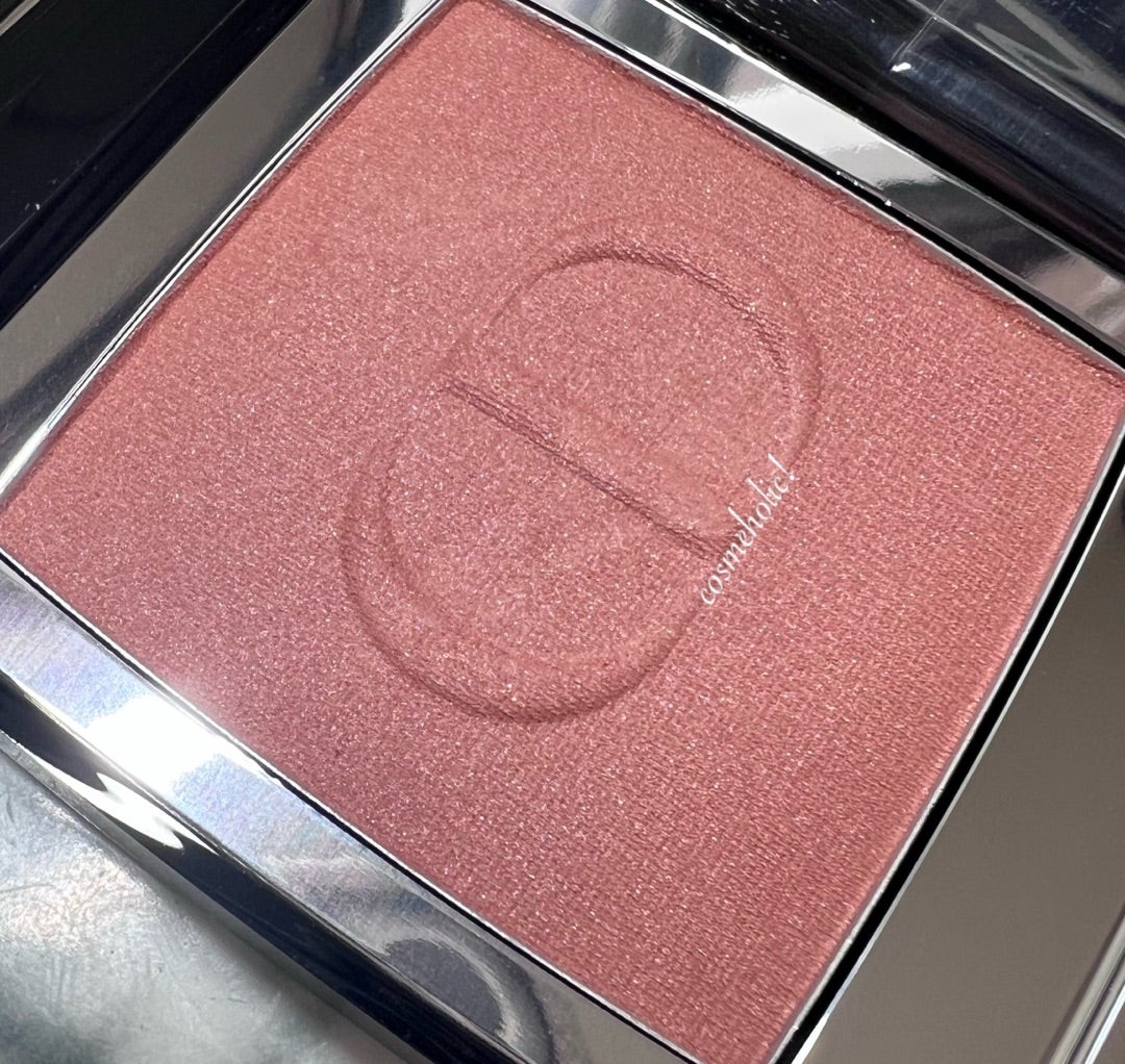 可愛すぎる‼︎6/2発売Diorチーク⭐️ - cosmeholic!