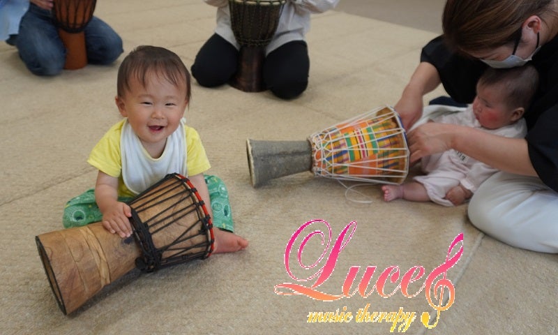 ５月の先月は大人気「ジャンベ」リトミックでした！0歳乳幼児からの姫路市ルーチェリトミック教室