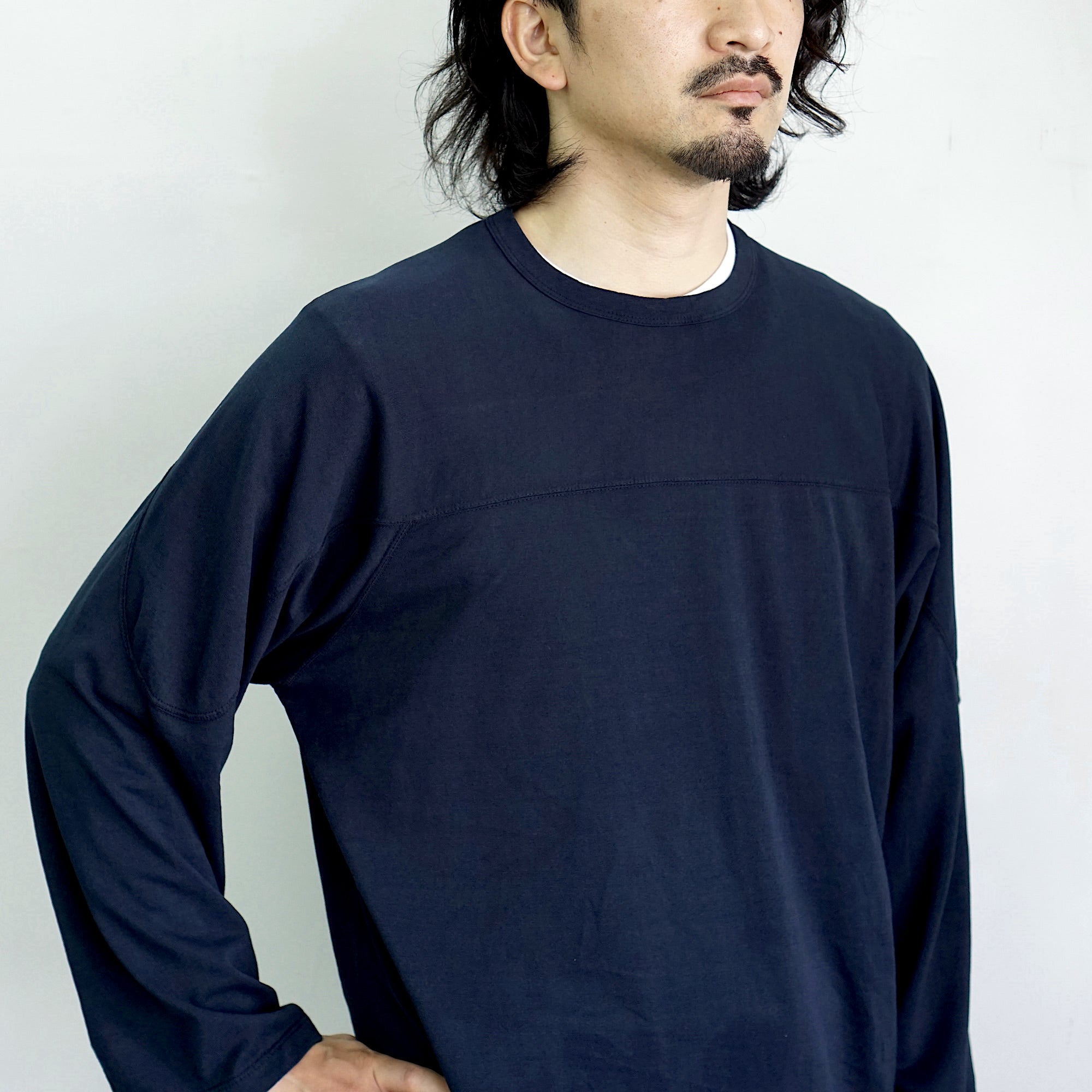 MAATEE&SONS 和紙GARMENT DYED CAP SHOULDER L/S TEE | Gramme Huit