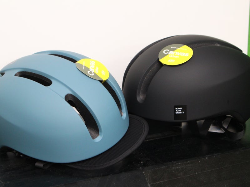 シンプルなヘルメット