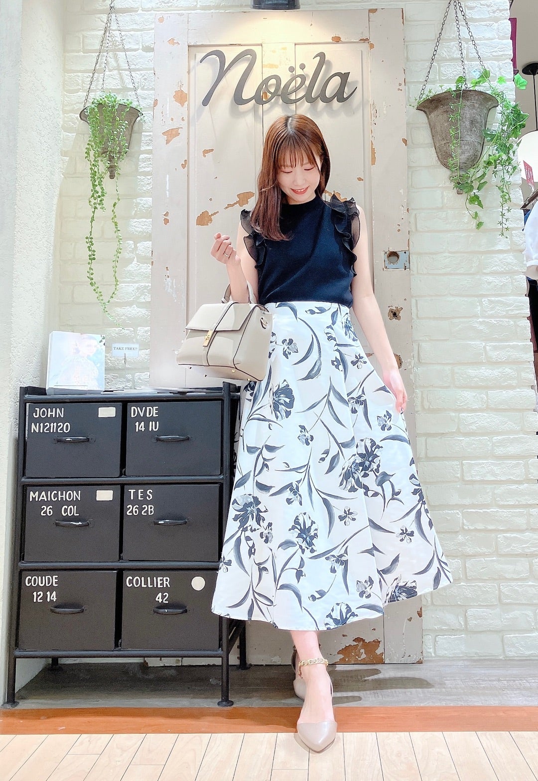単色花柄スカート | Noela(ノエラ)オフィシャルブログ