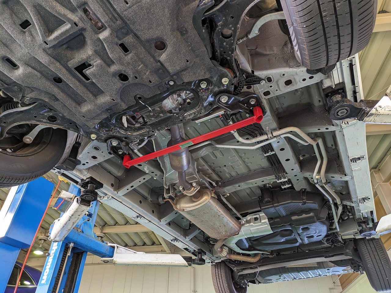 新型セレナ 5BA-C28 アンダーブレース開発完了！！ | TANABEのブログ