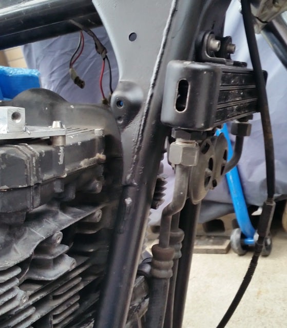 オイルクーラーはサイドまわしで【Z750GP】 | musajudoのブログ オイルクーラーはサイドまわしで【Z750GP】 | musajudoのブログ