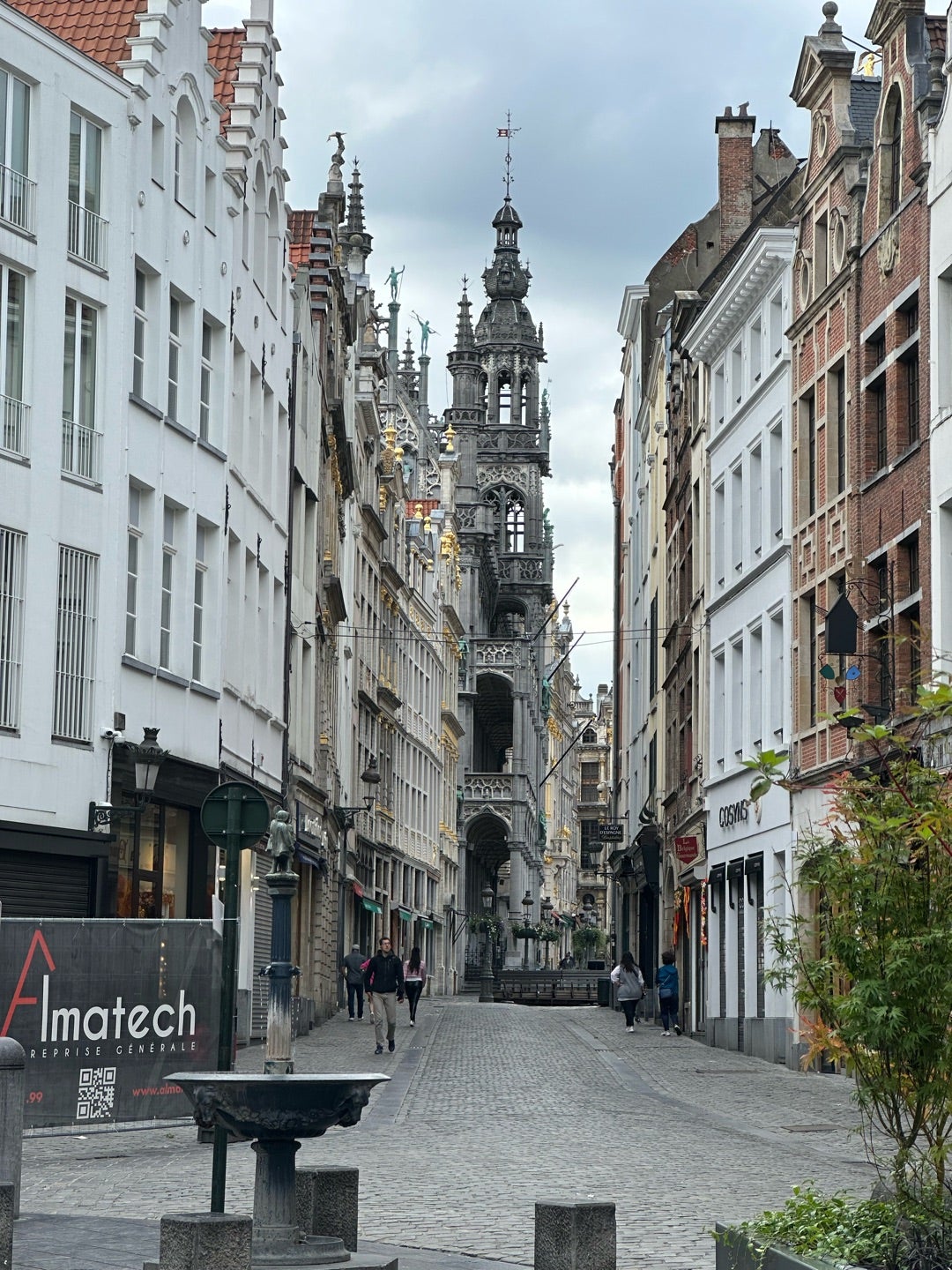 ベルギー最大の蚤の市『TONGEREN』へ
