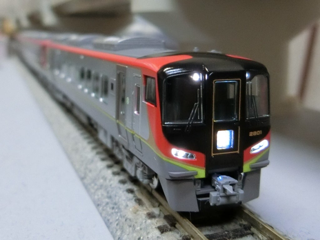 TOMIX「ＪＲ四国２７００系（南風・しまんと）」 | きままな鉄道模型