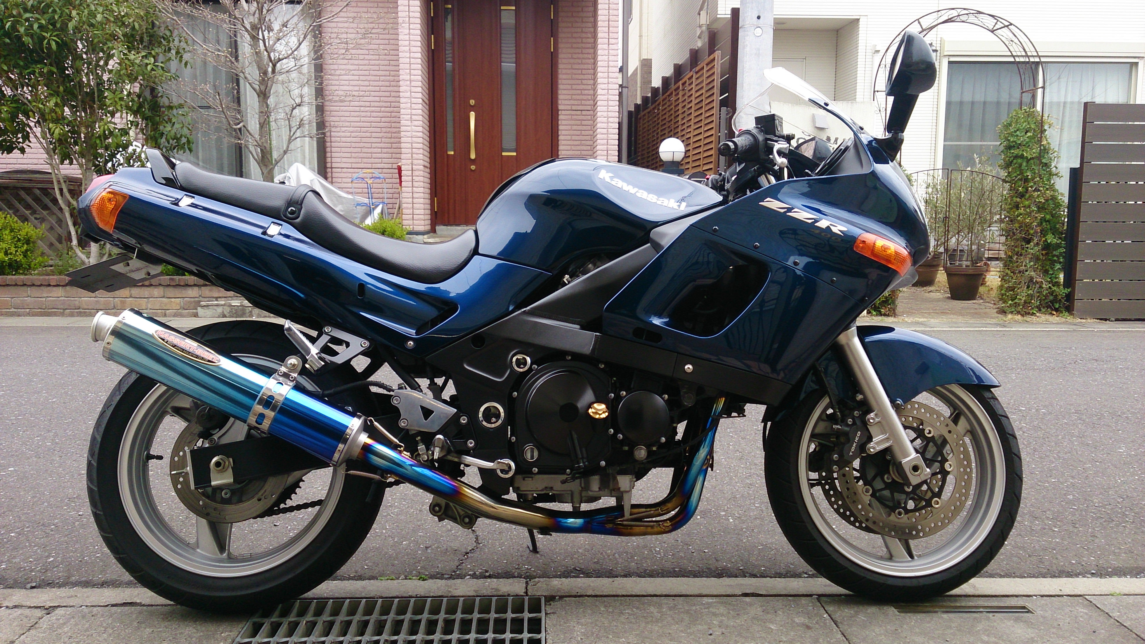 昔を振り返る④:Kawasaki ZZR400 | 寝ても覚めてもオートバイ(改) 昔を振り返る④:Kawasaki ZZR400 | 寝ても覚めてもオートバイ(改)