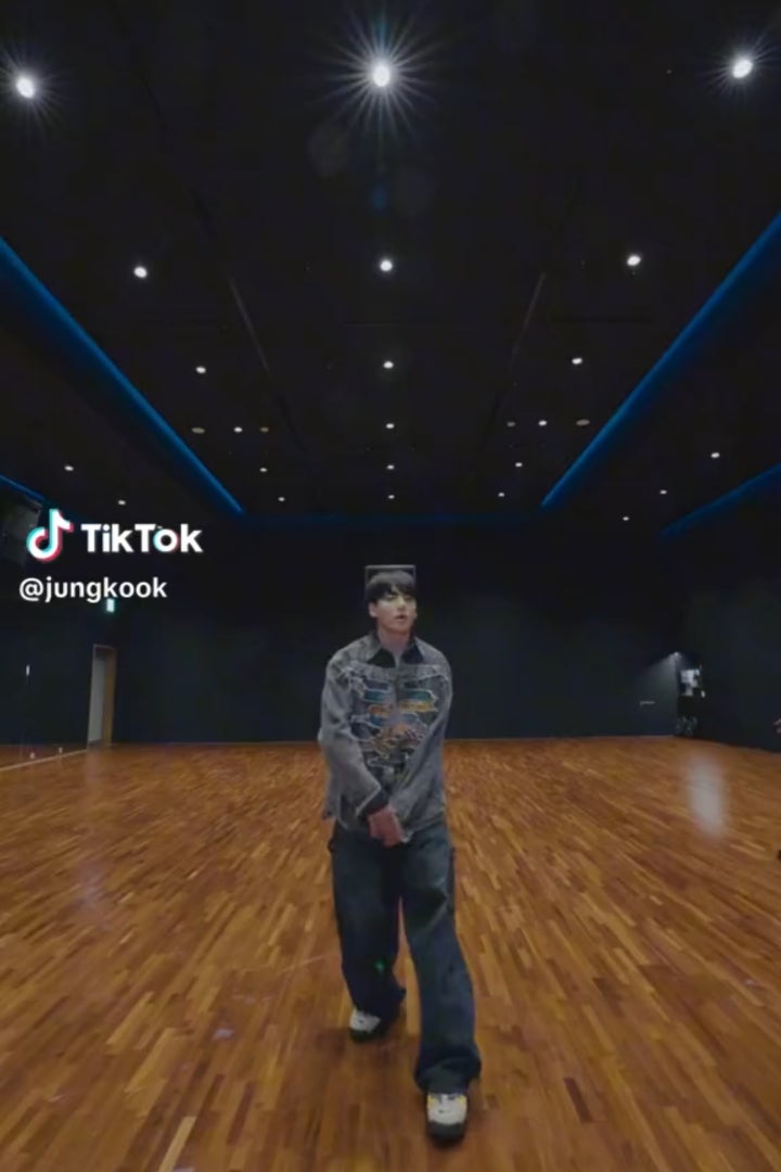 BTS TikTok】ジョングク『3D』with NewJeans | Bコレ BTSの情報収集