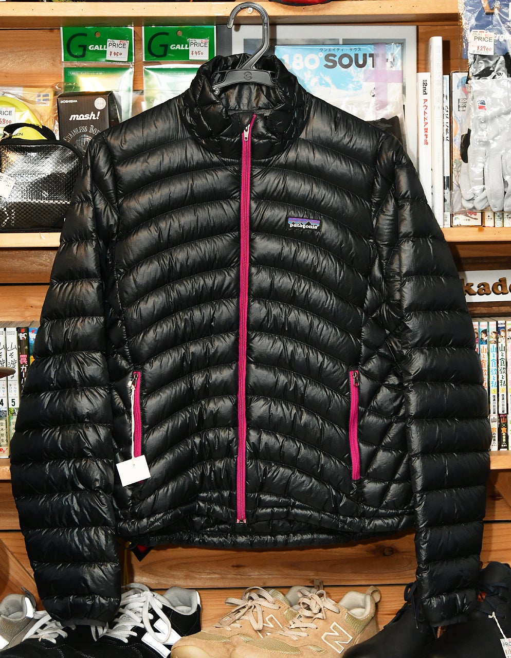 美品 Patagonia パタゴニア ダウンジャケット ブラック Sサイズ