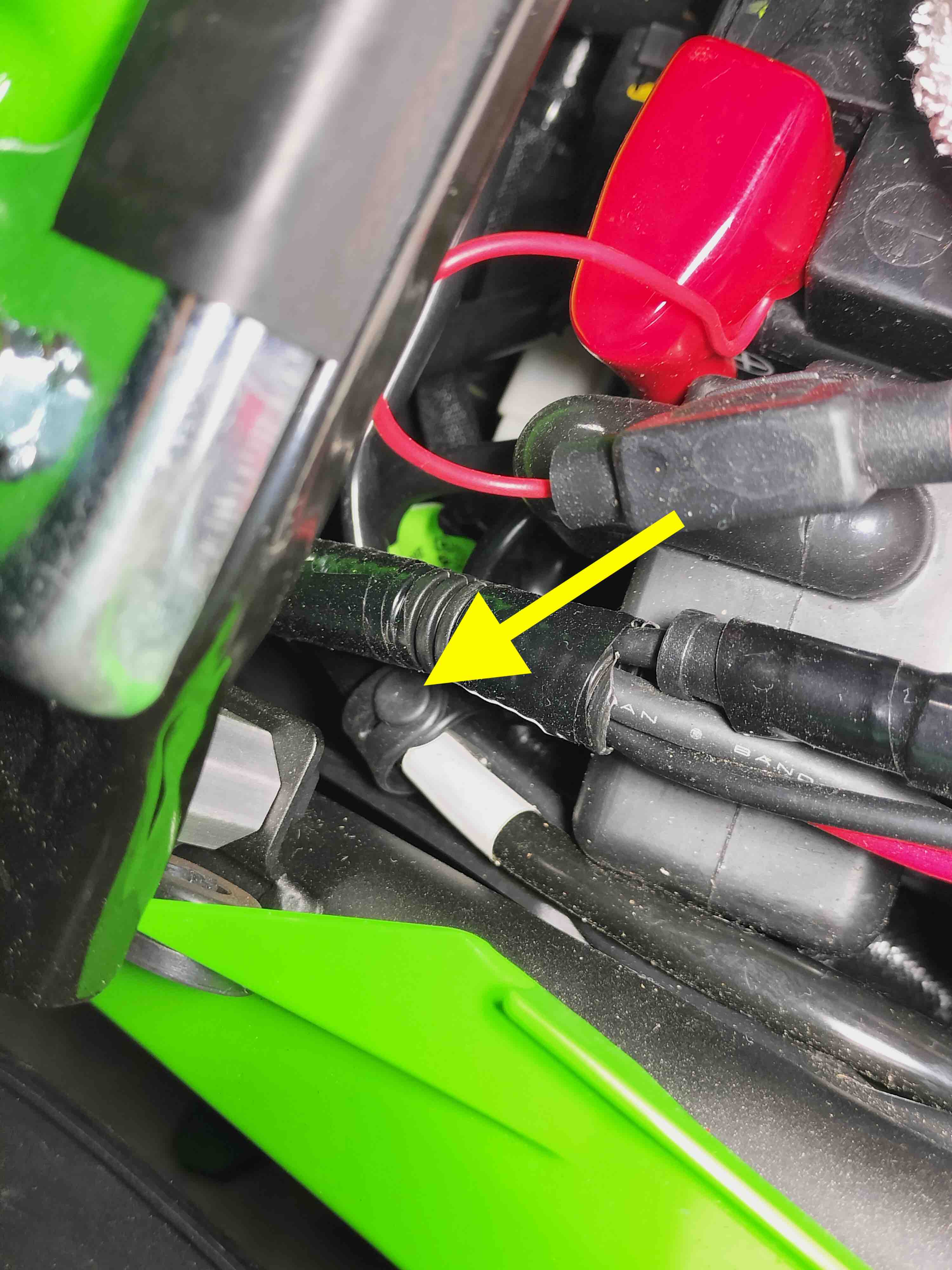 ZX-4RR】MotoJPでECU書換えしました。低速グズり問題解決と感動 ZX-4RR】MotoJPでECU書換えしました。低速グズり問題解決と感動