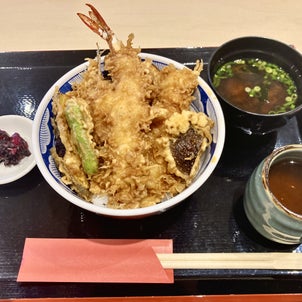 【御幸町・ねぎしの交差点】秘伝のタレに揚げたて天ぷら。アットホームな『天ぷら 天吉』の画像