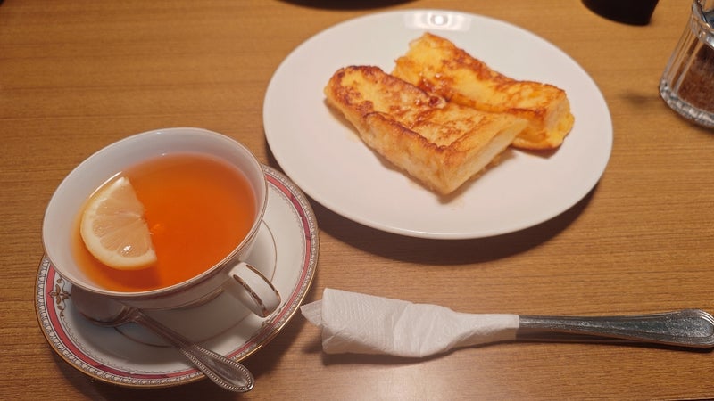 紅茶とフレンチトースト
