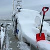積もりましたね〜！今シーズン初の船の雪かきです　雪遊びもできたの画像