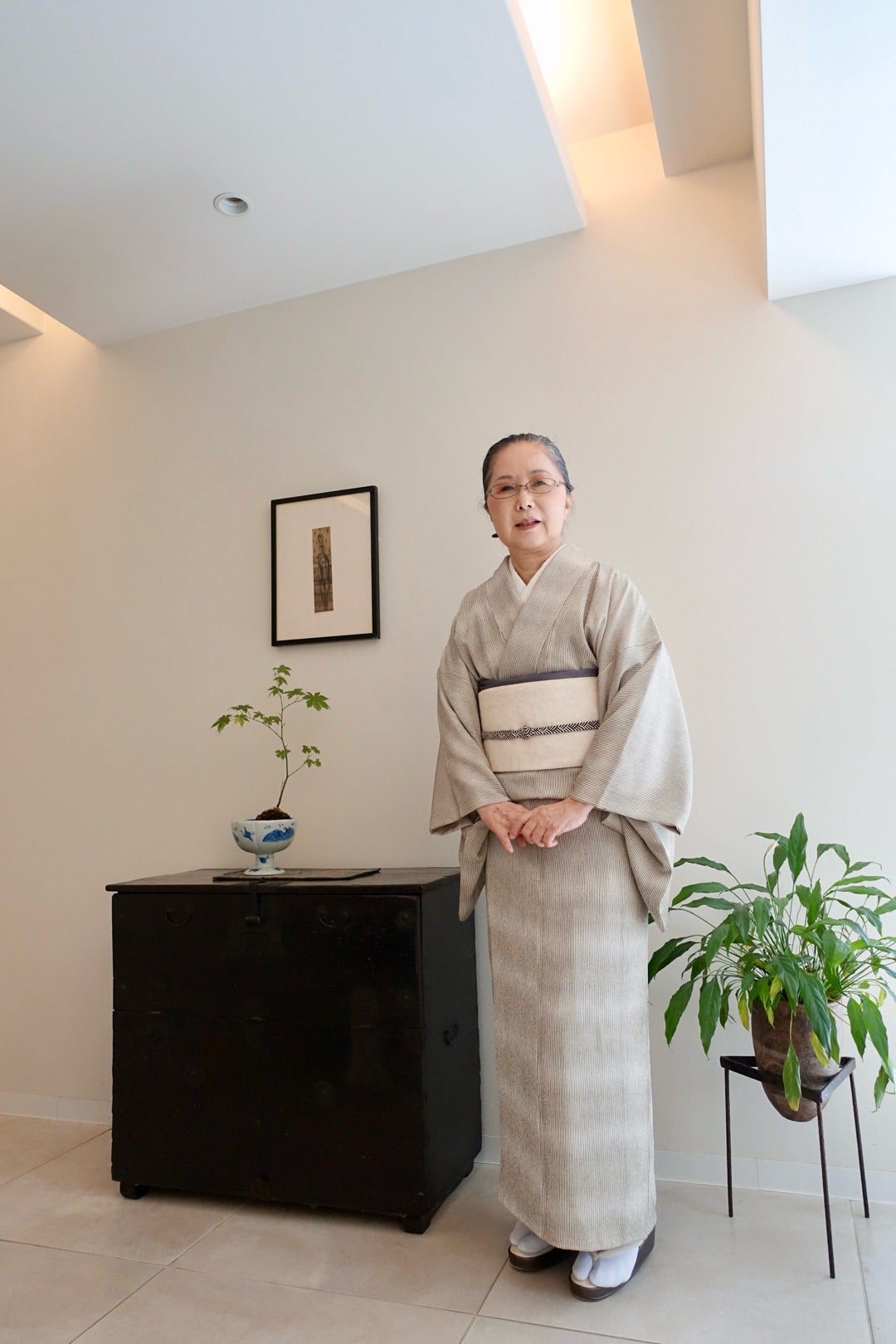 縁起の良い和柄「吉祥文様」の錫の箸置き!伊予縞着物白帯に青海 縁起の良い和柄「吉祥文様」の錫の箸置き!伊予縞着物白帯に青海