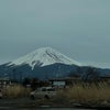 3月24日今朝の富士山、河口湖からの画像