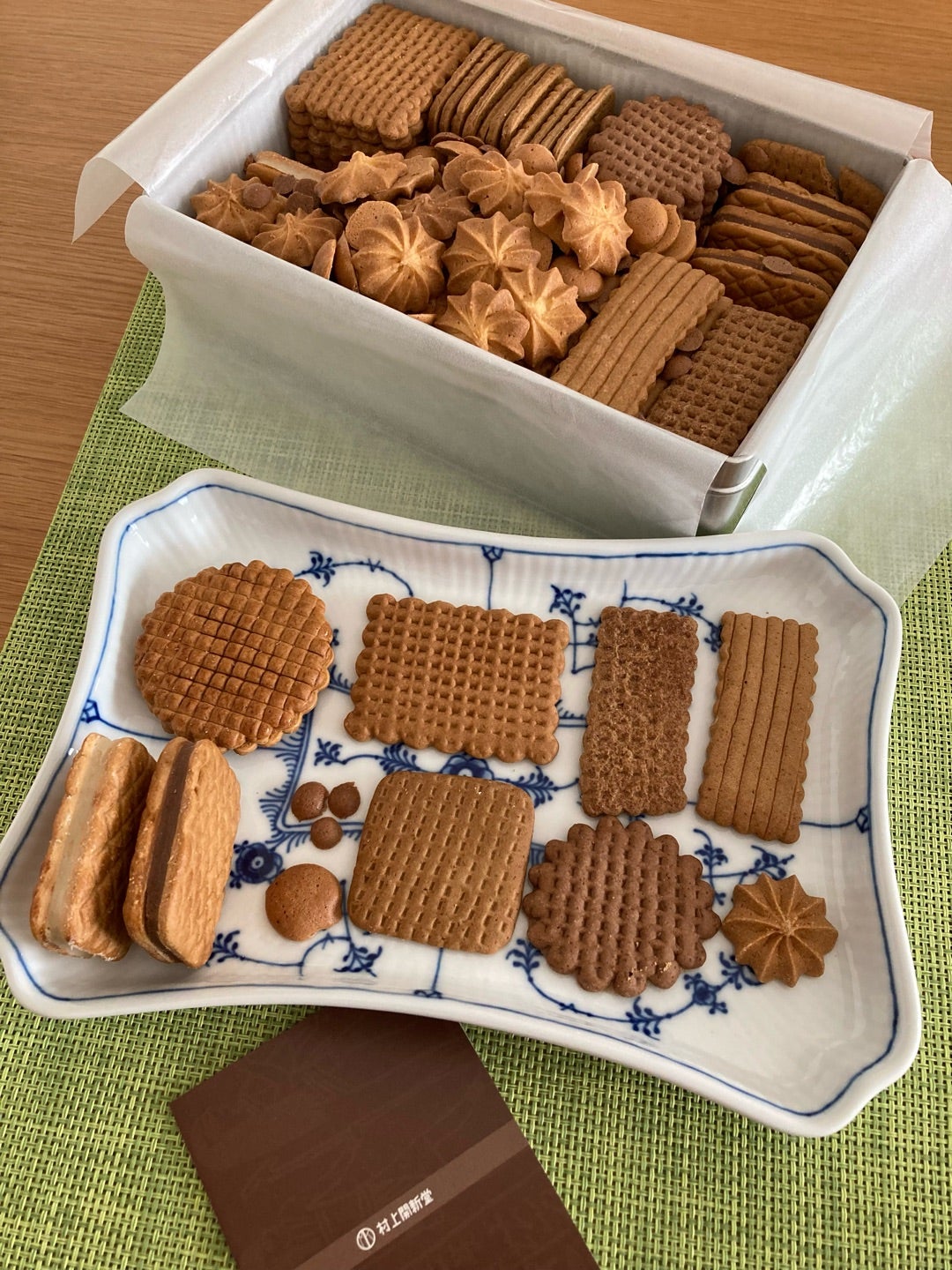 レトロなクッキー缶、その味は❣️②京都村上開新堂 レトロなクッキー缶、その味は❣️②京都村上開新堂