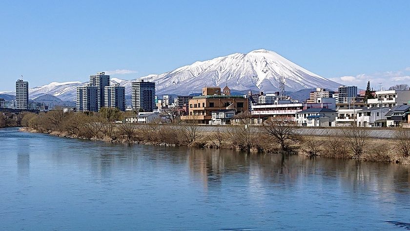橋の上から望む岩手山・北上川の風景 | 愛LOVEもりおか～徒然日記～