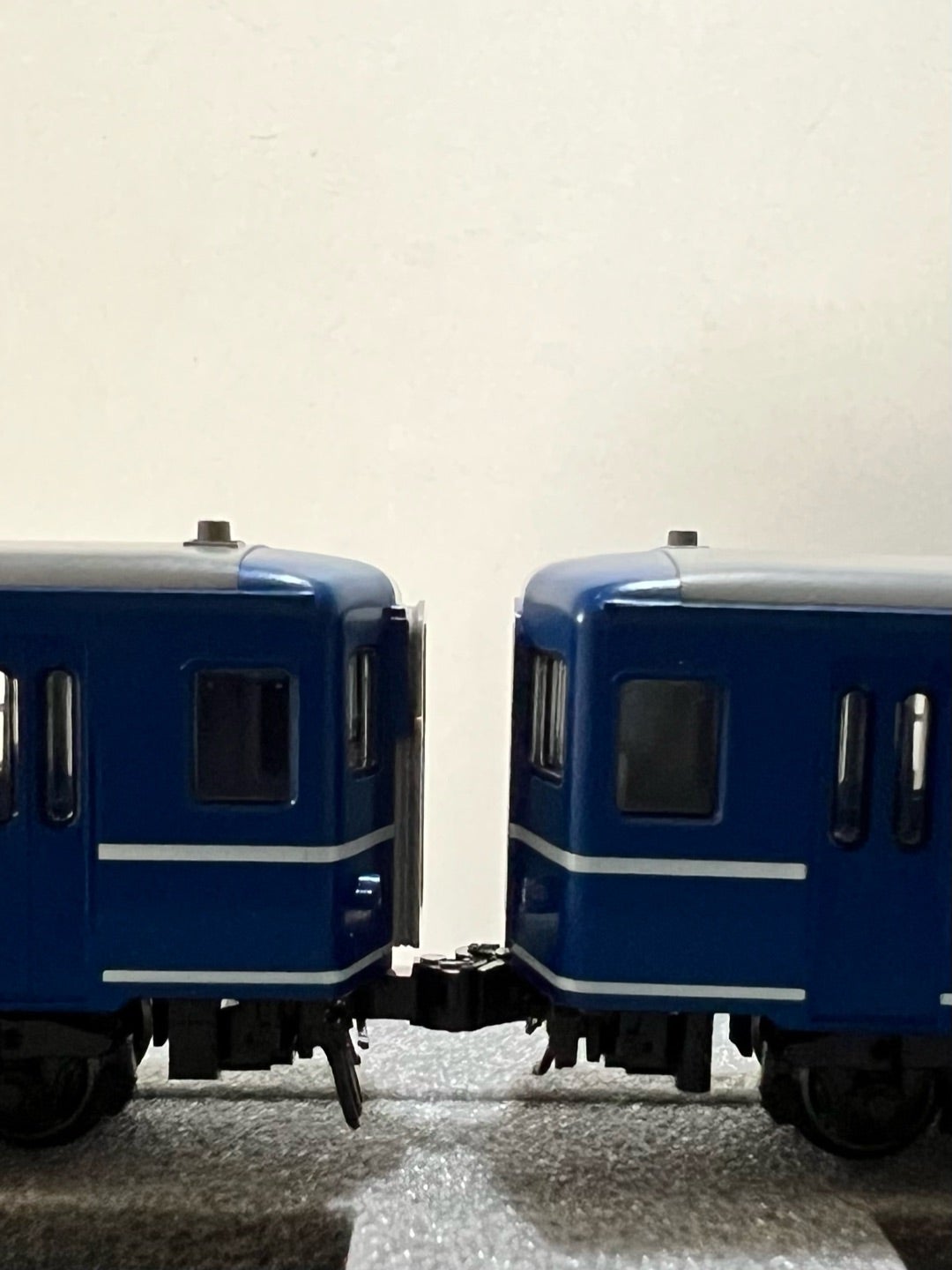 KATO 10-1820 “12系客車 JR西日本仕様 6両セット”入線。〜その2 KATO 10-1820 “12系客車 JR西日本仕様 6両セット”入線。〜その2