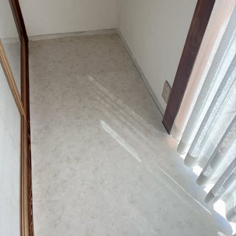 【DIY】築37年　年季の入った床をリセット