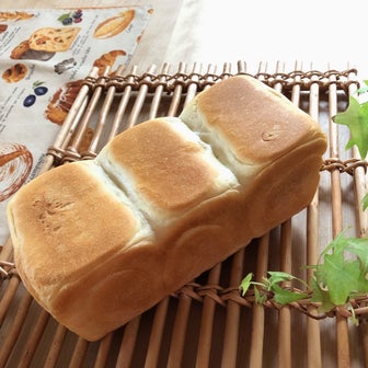 今日の癒されパン…ボウスの玄米角食パン