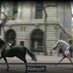 騎兵隊の馬が逃げ出して、ロンドン市内を駆け抜けた