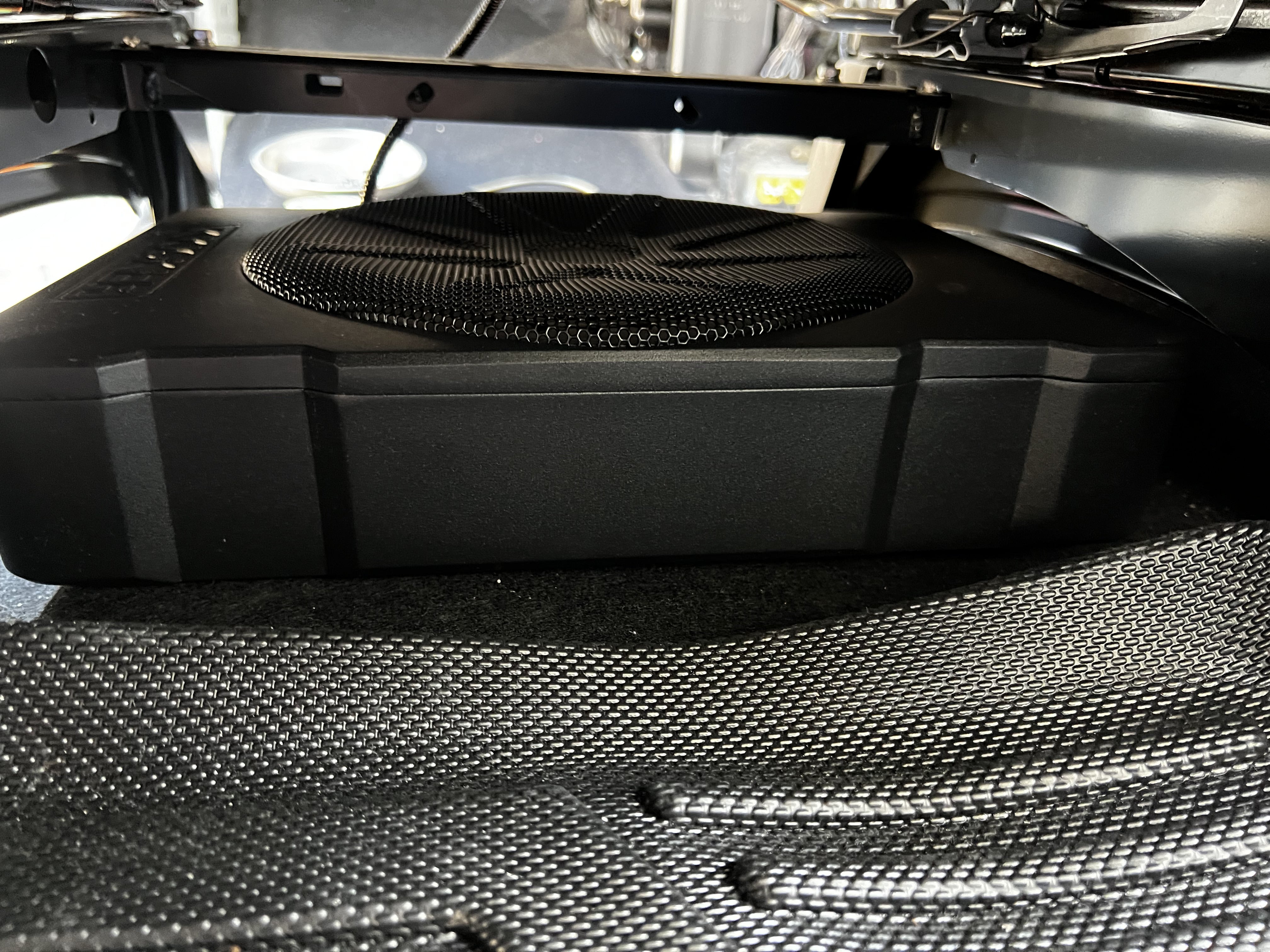 ホンダ N-BOX オーディオ取付作業です 其の三(完成) | Square ホンダ N-BOX オーディオ取付作業です 其の三(完成) | Square