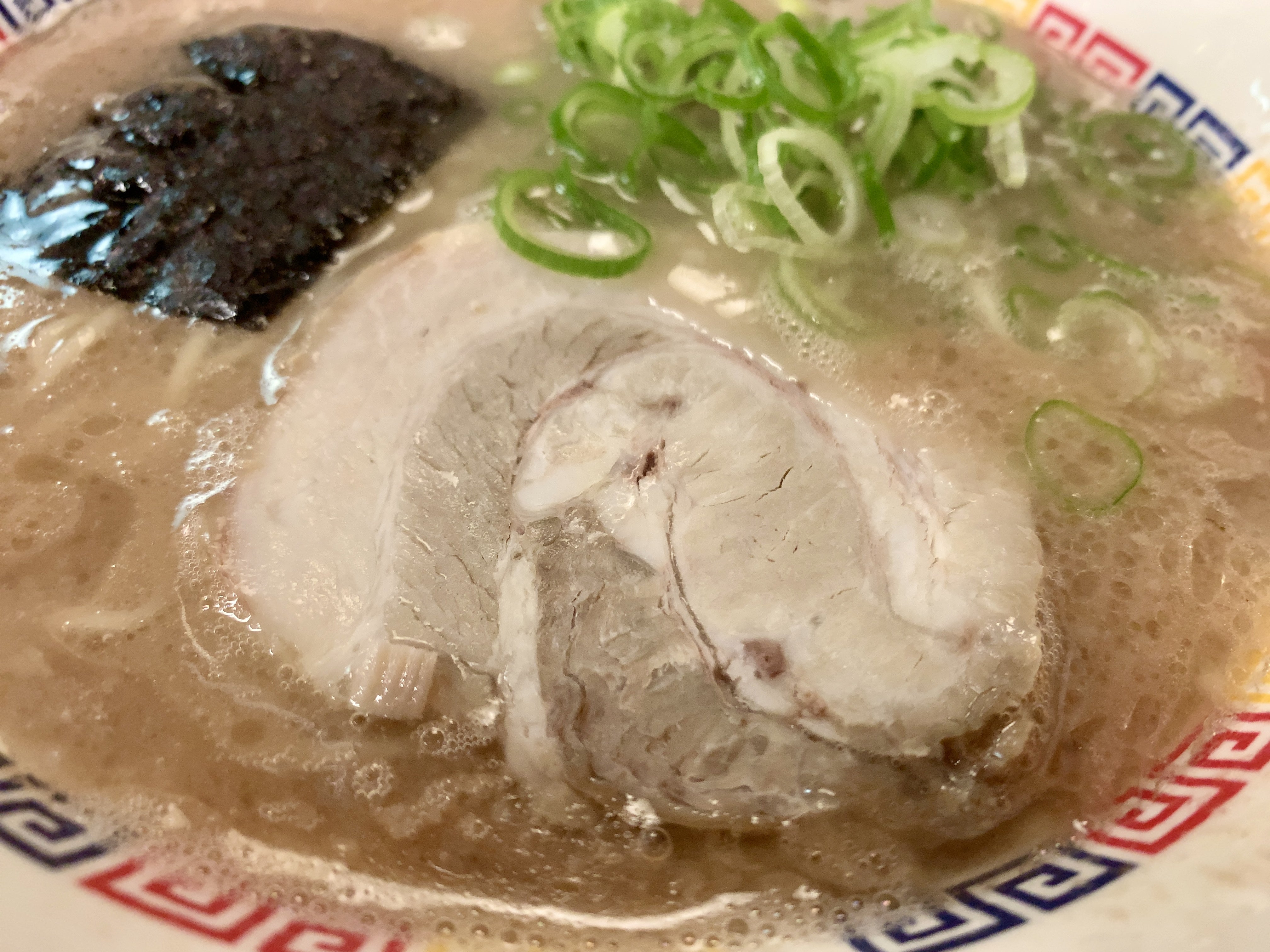 久留米豚骨のコスパは化け物か!】丸星ラーメン・福岡県久留米市 久留米豚骨のコスパは化け物か!】丸星ラーメン・福岡県久留米市