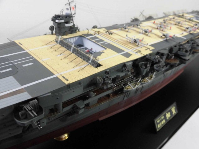 加賀 大改装後 十六 完成 | プラモデル空母の特徴