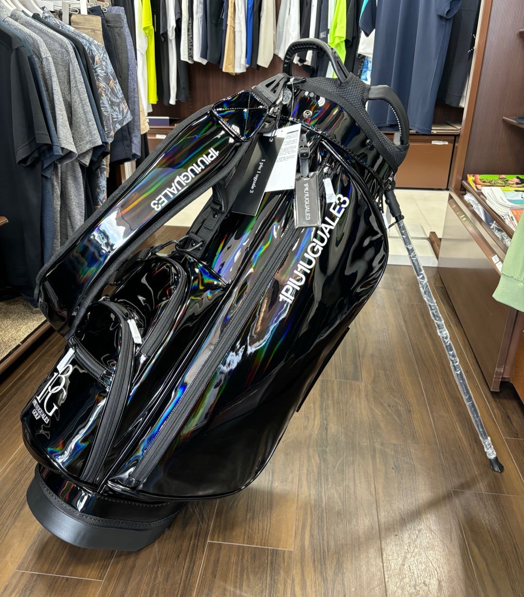☆1PIU1UGUALE3新作キャディバッグ入荷☆ | ☆SUZUKI GOLF (愛知 ☆1PIU1UGUALE3新作キャディバッグ入荷☆ | ☆SUZUKI GOLF (愛知
