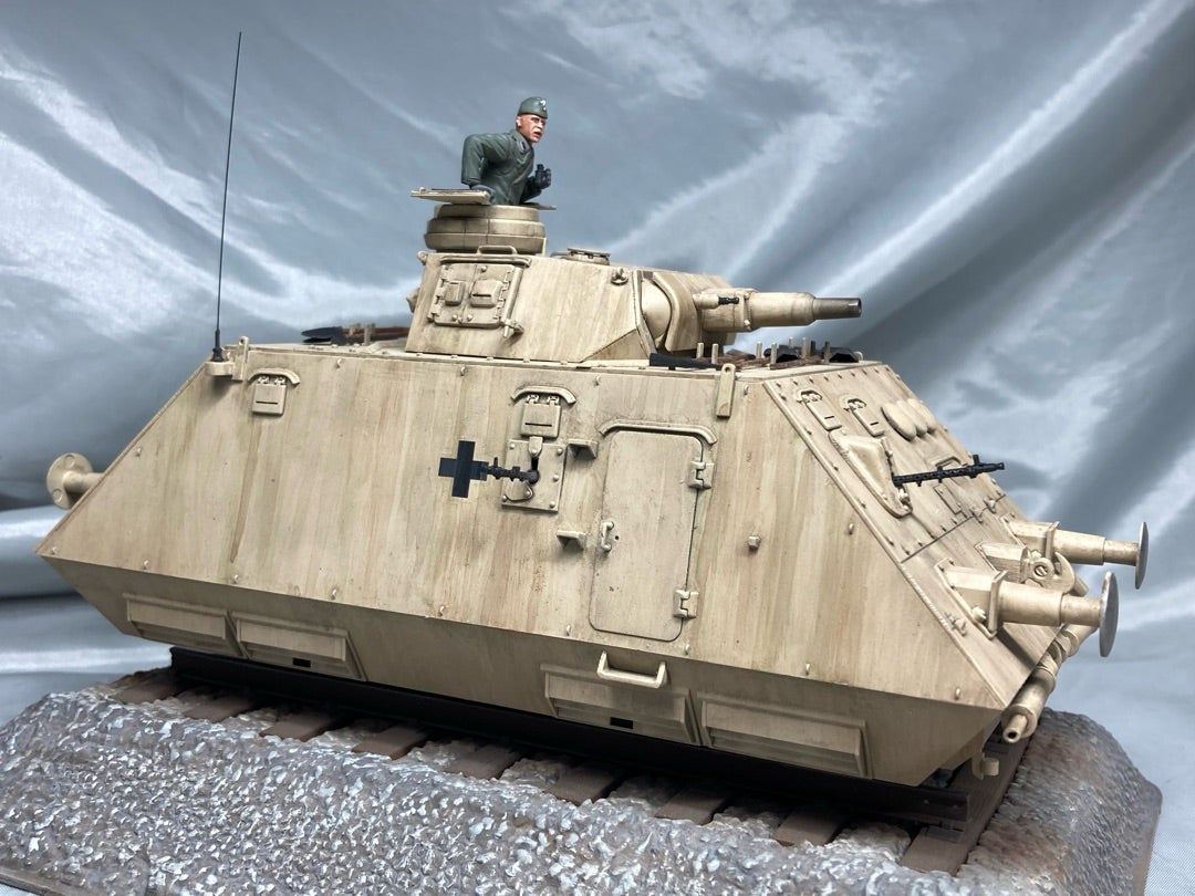 グンゼ産業 1/35 ドイツ軍 ドライジーネ 75mm 砲兵戦闘車 完成 グンゼ産業 1/35 ドイツ軍 ドライジーネ 75mm 砲兵戦闘車 完成