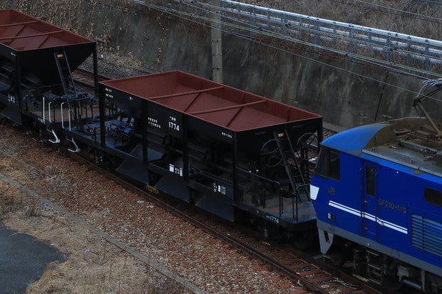 2024/12/22 ホキ800回送(配8592列車) | junk shed 2024/12/22 ホキ800回送(配8592列車) | junk shed