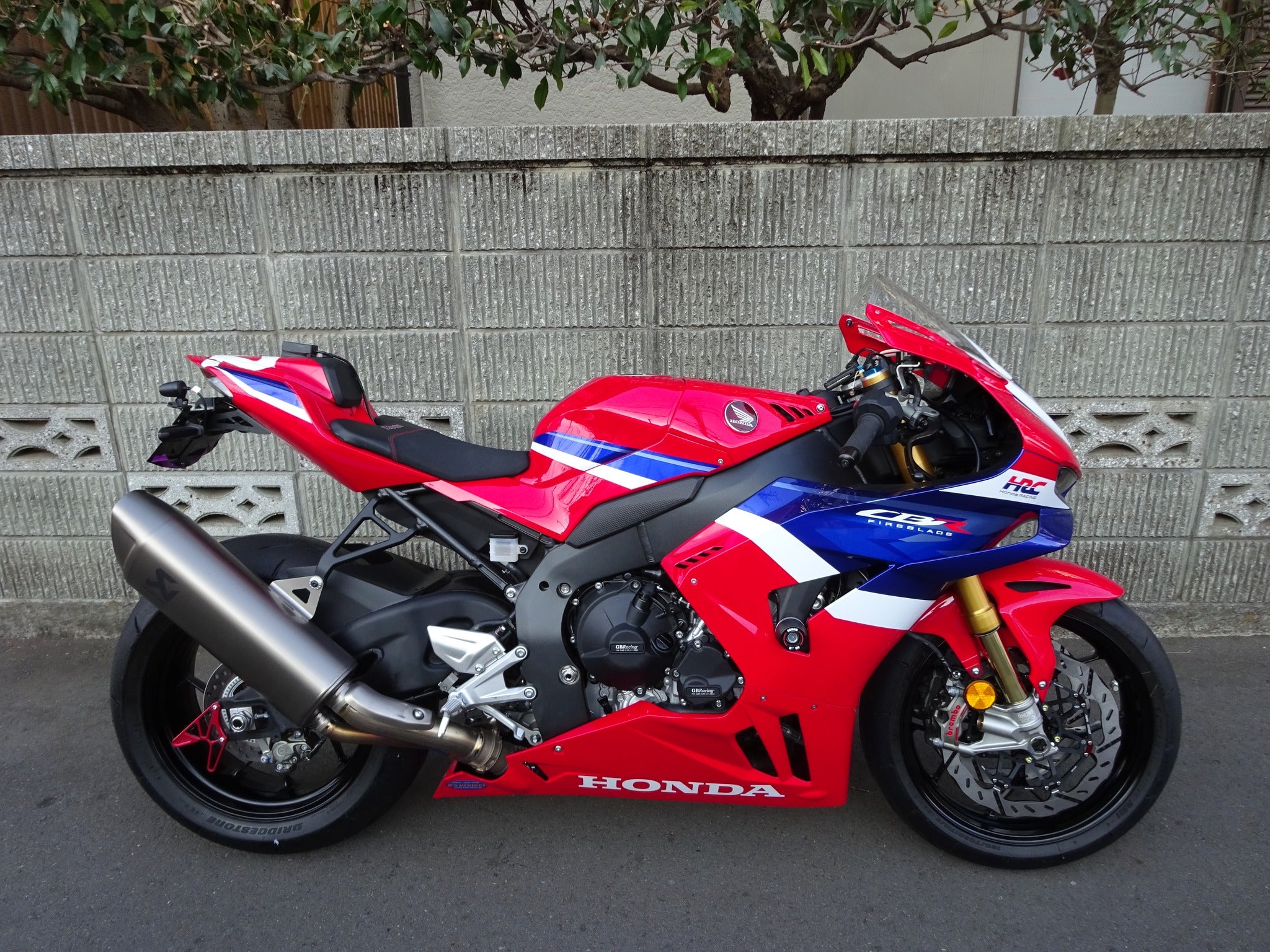 CBR1000RRRブレーキディスクノーマル2024年新車外し Yahoo
