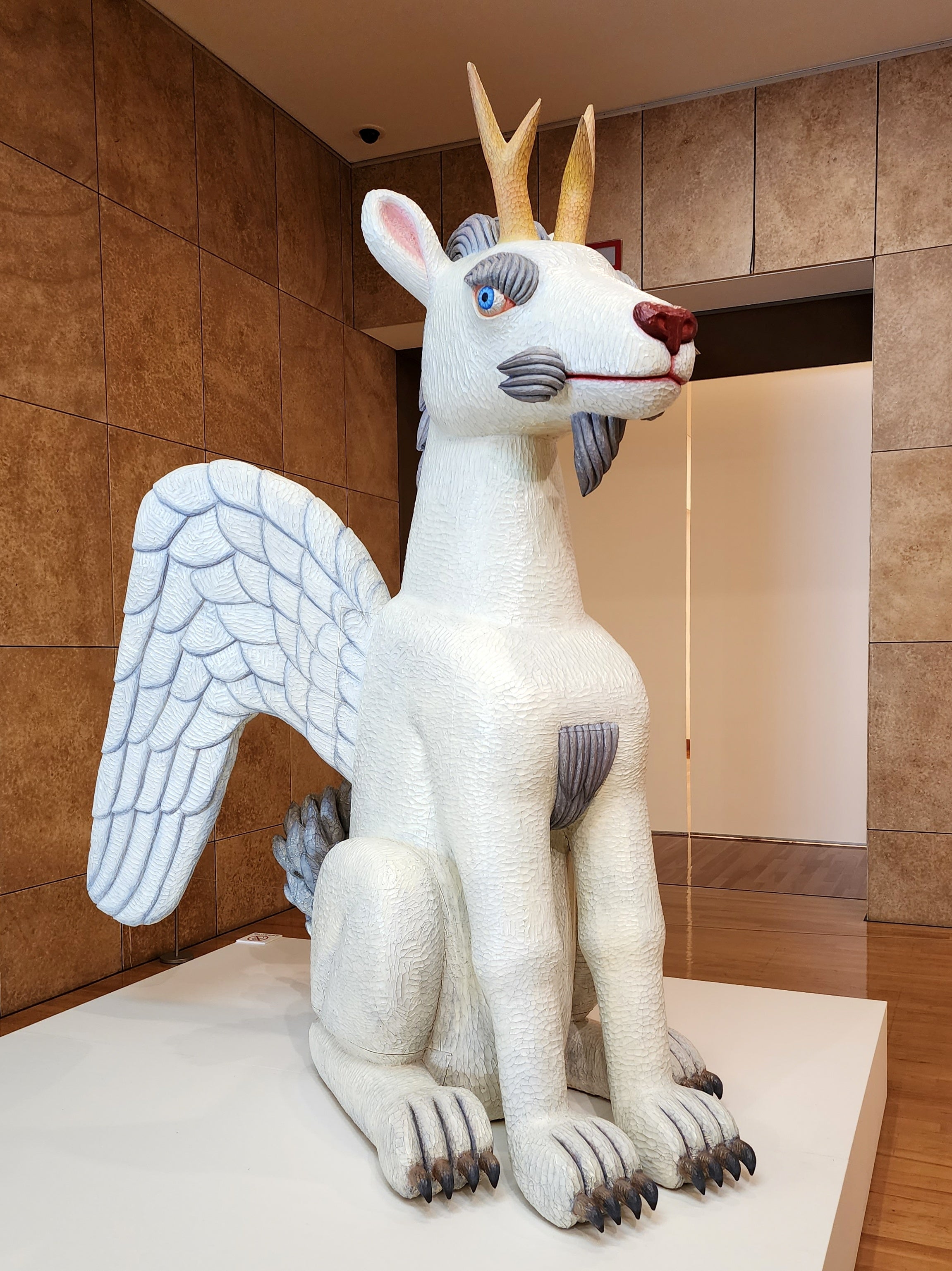 特別展「吉田遠志展 私たちは見つめられている」（府中市美術館