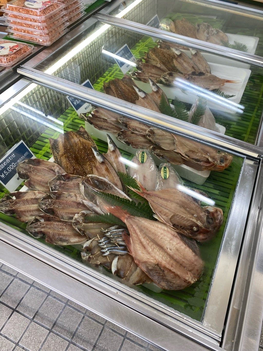 魚 留 水産(02)