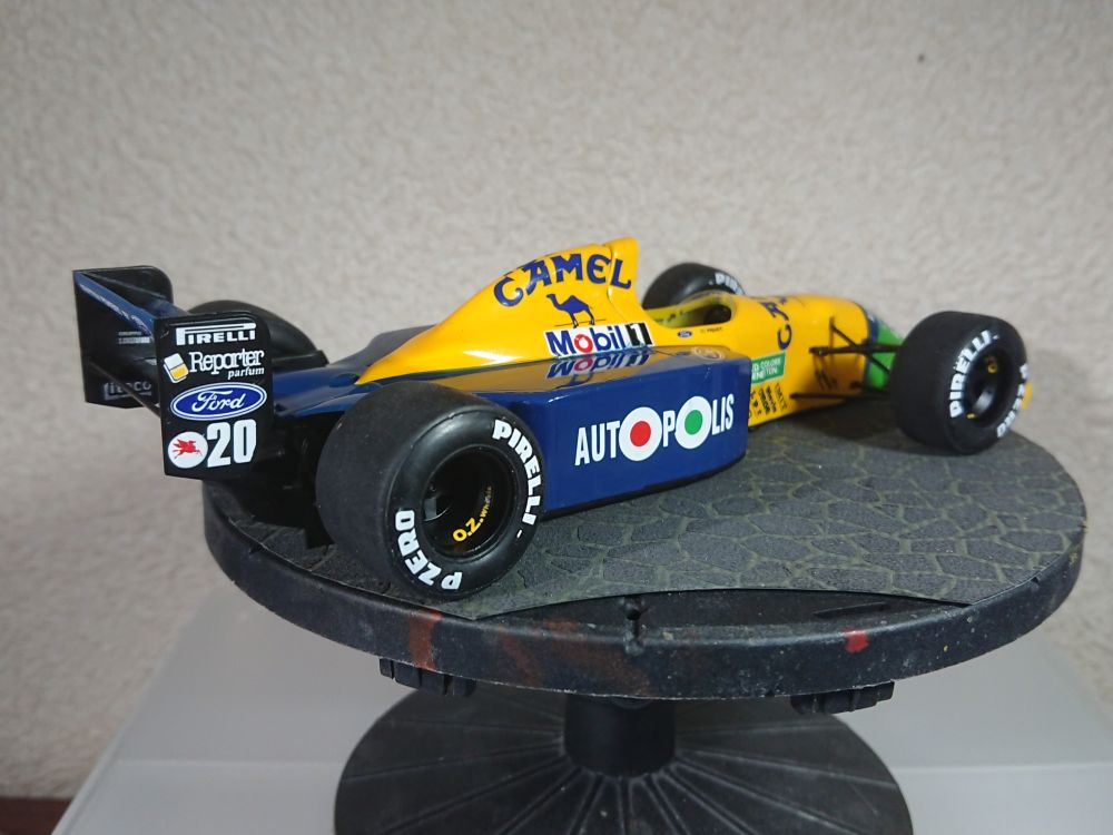 Hasegawa 20356 BENETTON B190b 1991 Color 1/24 Scale Kit for