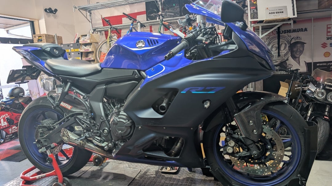 YAMAHA YZF-R7 ホイール交換 | 長野県長野市 サイクルセンターあまぬま
