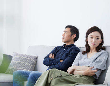 夫に緊張し、顔色をうかがってしまう本当の理由の記事画像