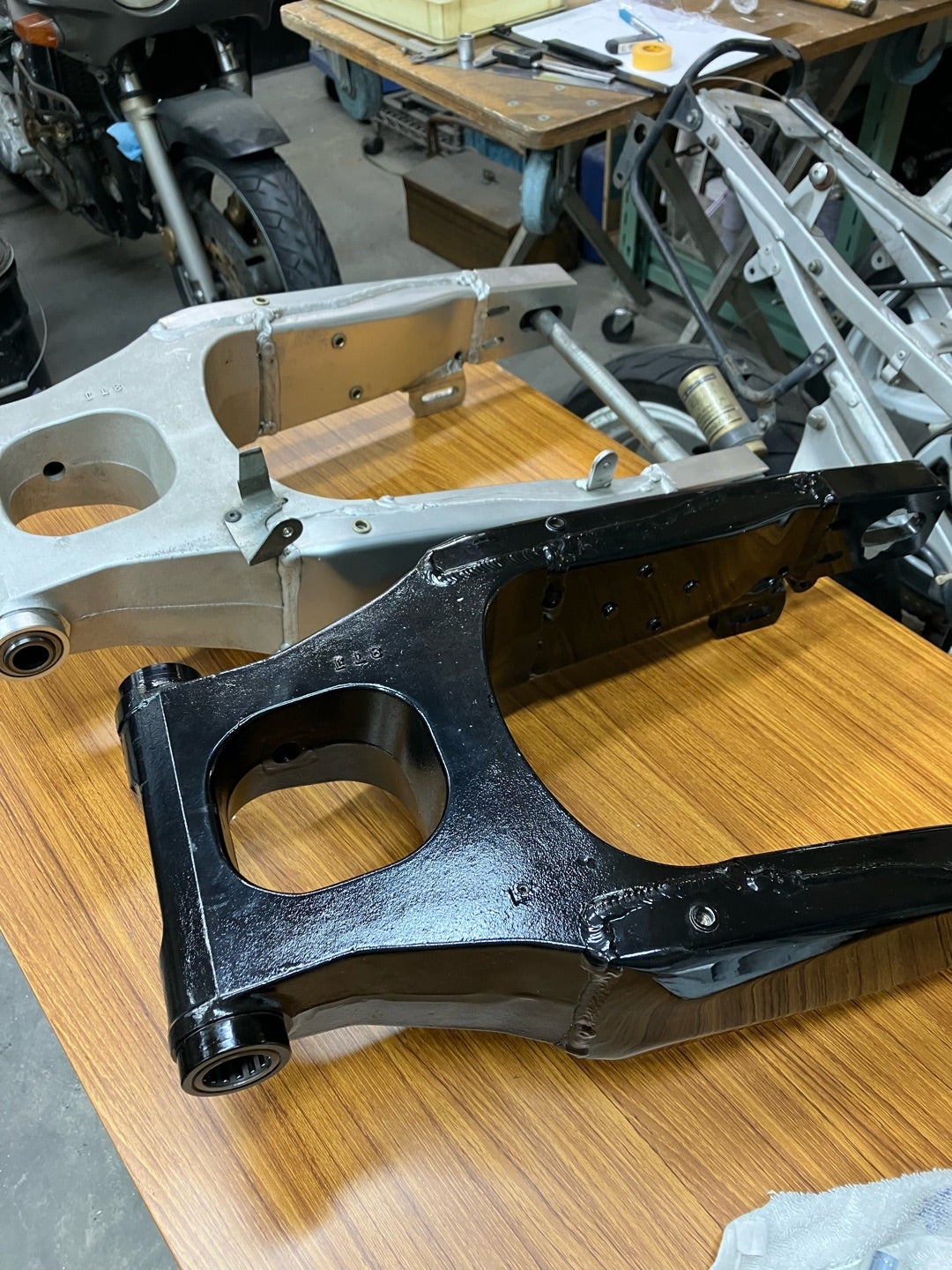 FZR400に3TJスイングアーム移植とアルミシートレール化しました 