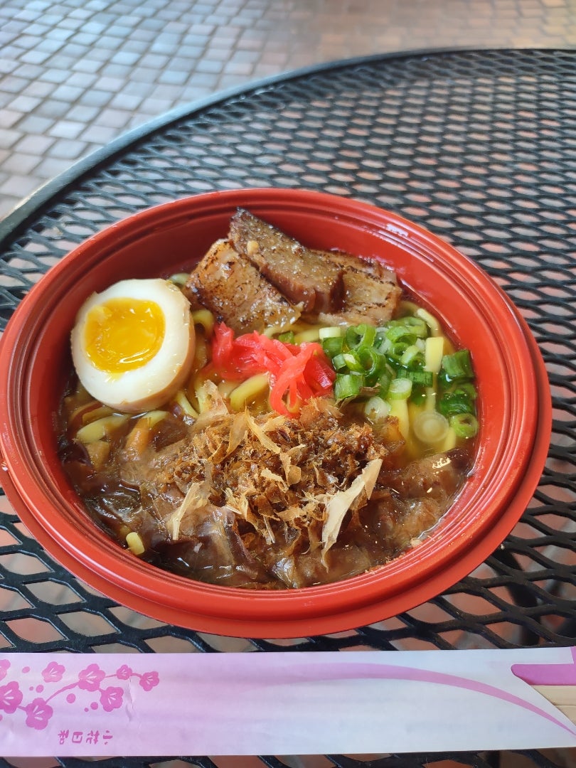 イートンスクエアの Mahalo Noodleの記事画像