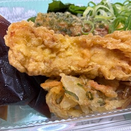 画像 丸亀製麺　かしわ天と定番おかずのうどん弁当　本日の虹 の記事より 3つ目