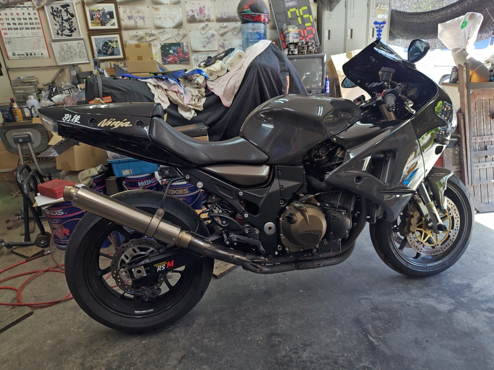 ZX-12R フォークOH後のちょっとした点検でご来店♪【長いものに巻かれ