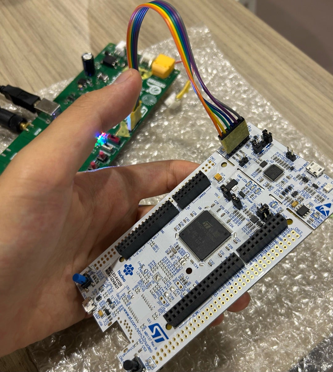 STマイクロエレクトロニクス様からマイコンと開発ボードを提供していただきました！の記事画像